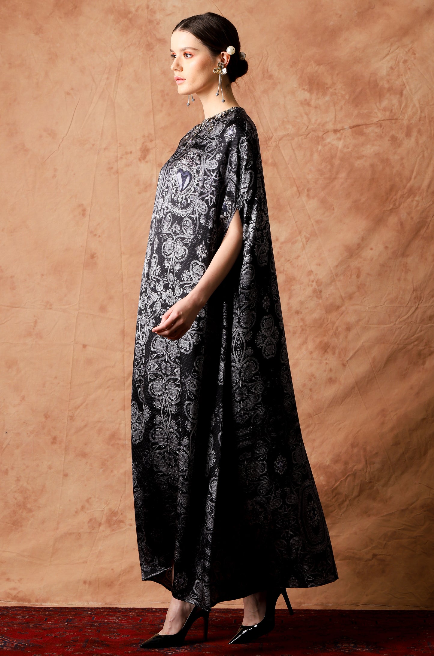 Brave - Black Diamond Kaftan