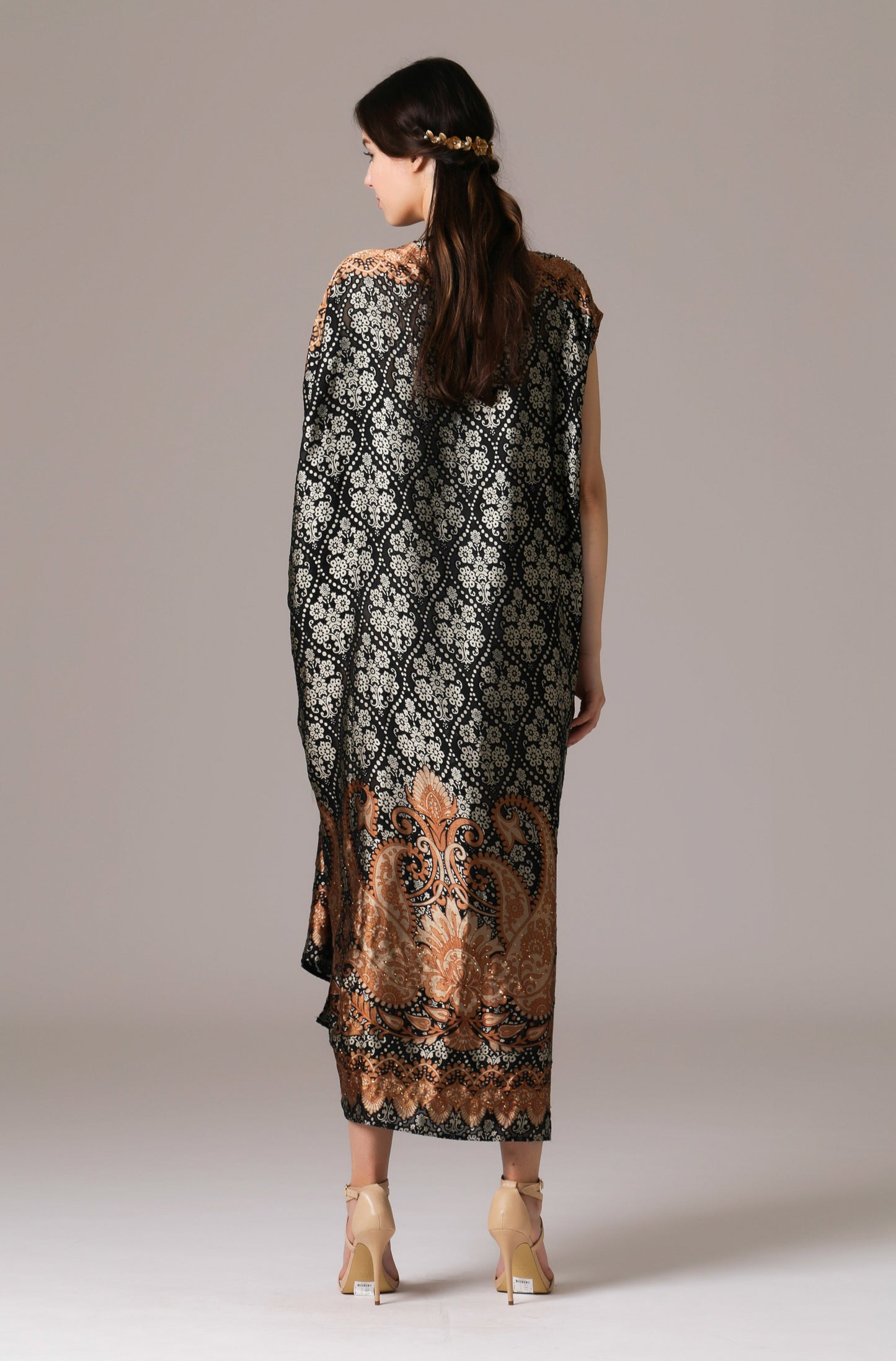 Modesty - Black Baroque Kaftan