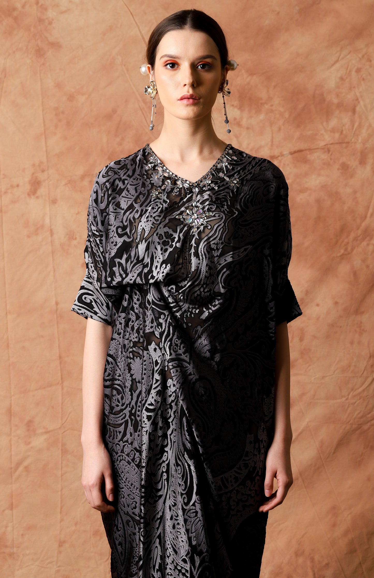Wise - Black Grey Kaftan
