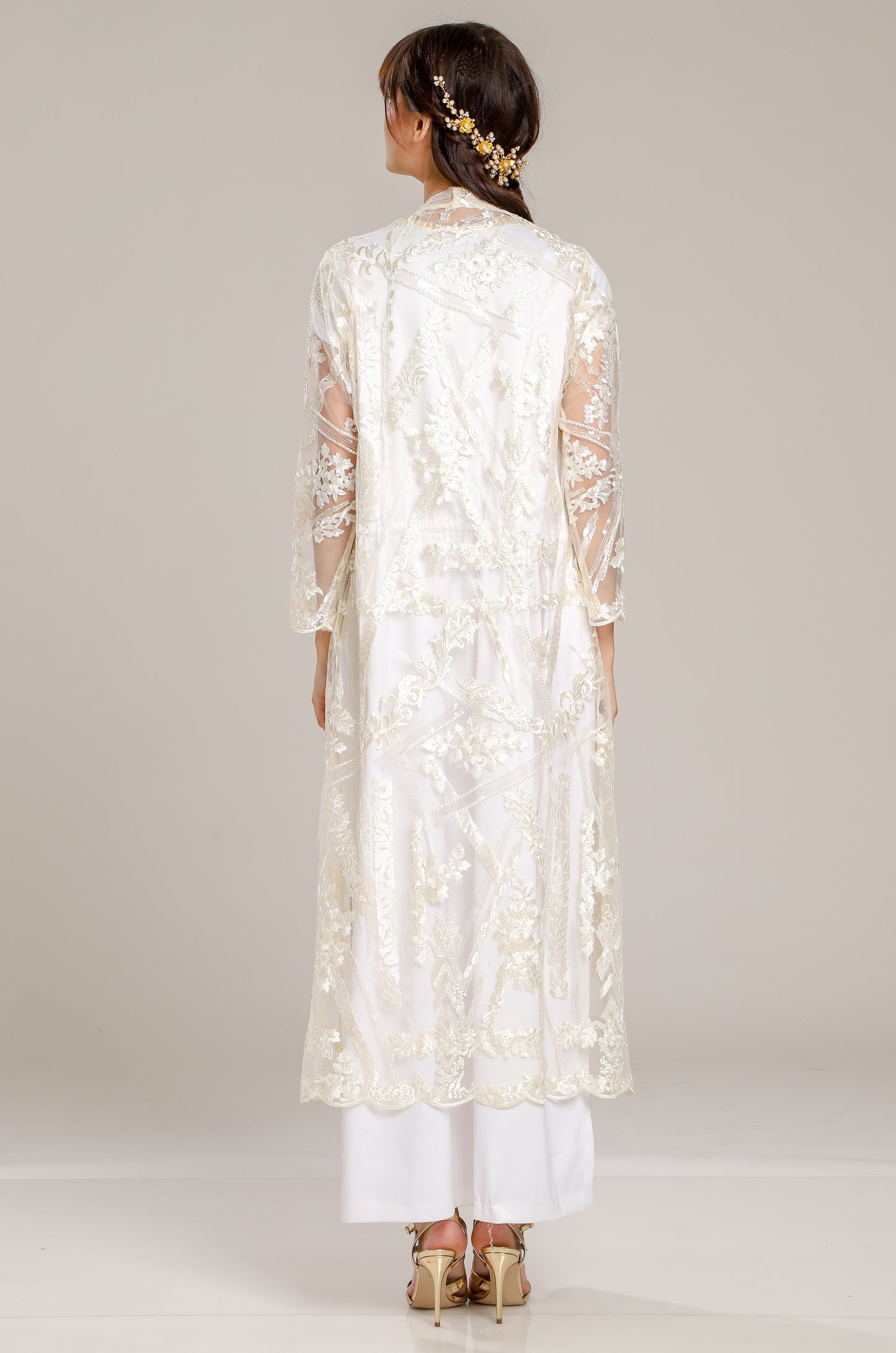 Loyal - Lace Outerwear