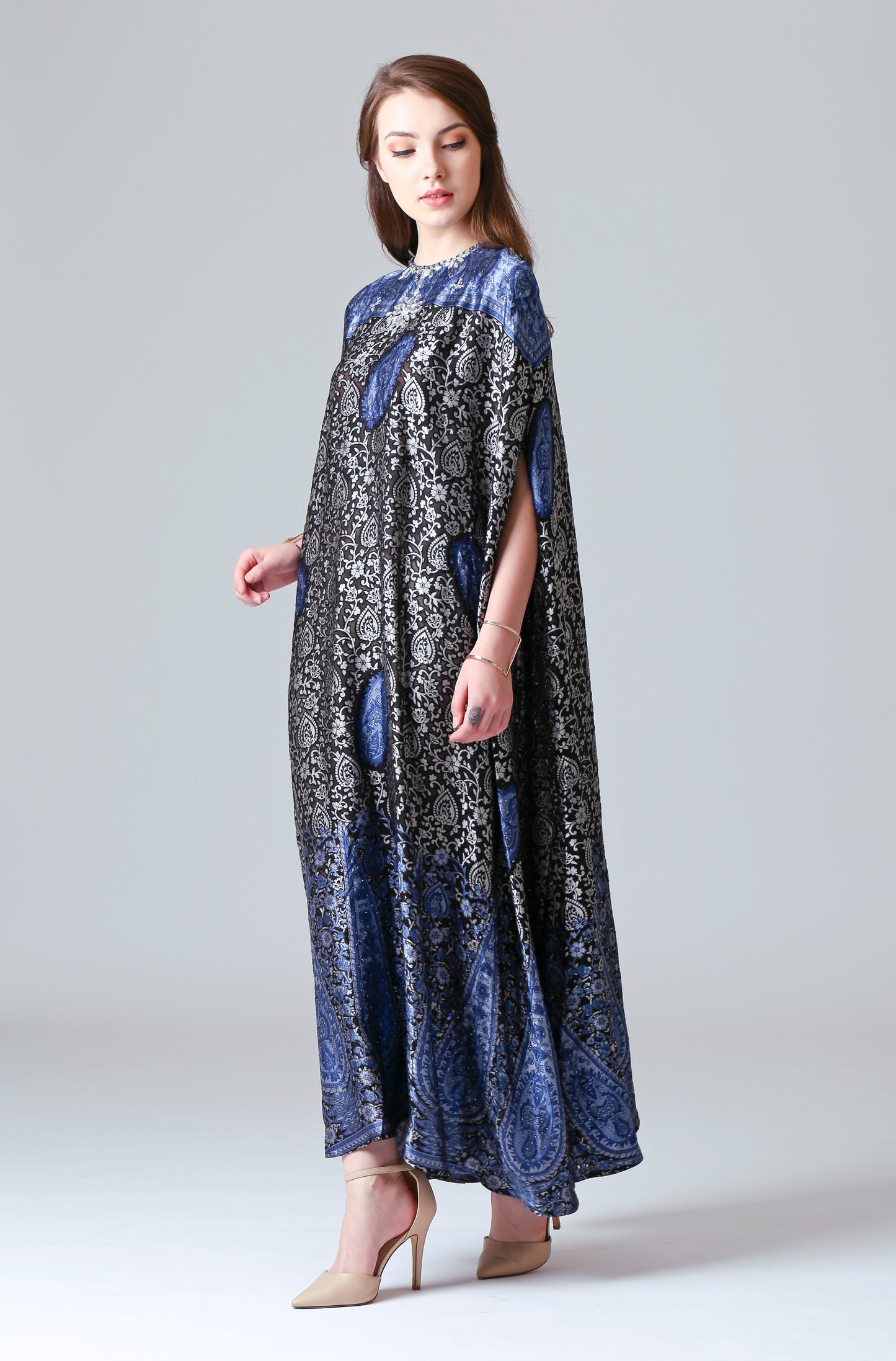 Brave - Bluish Paisley Kaftan