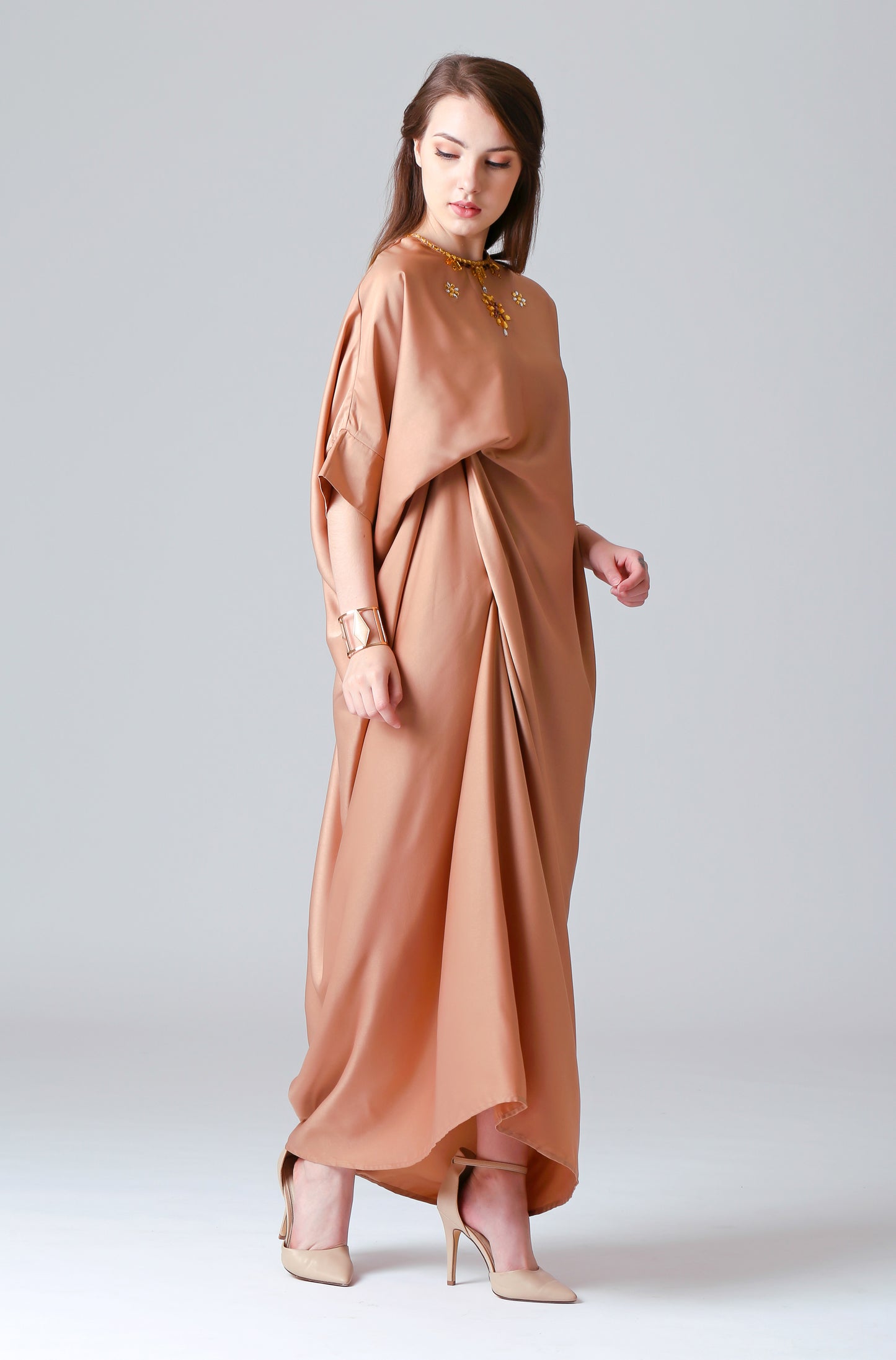 Wise - Beige Kaftan