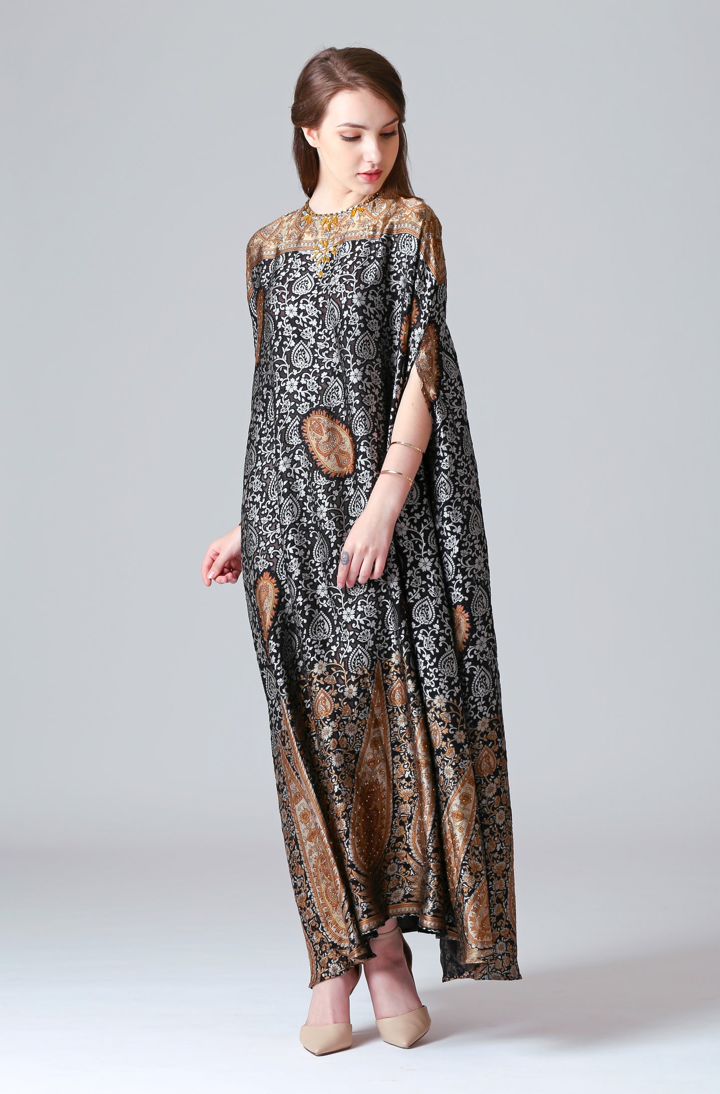 Brave - Goldish Paisley Kaftan