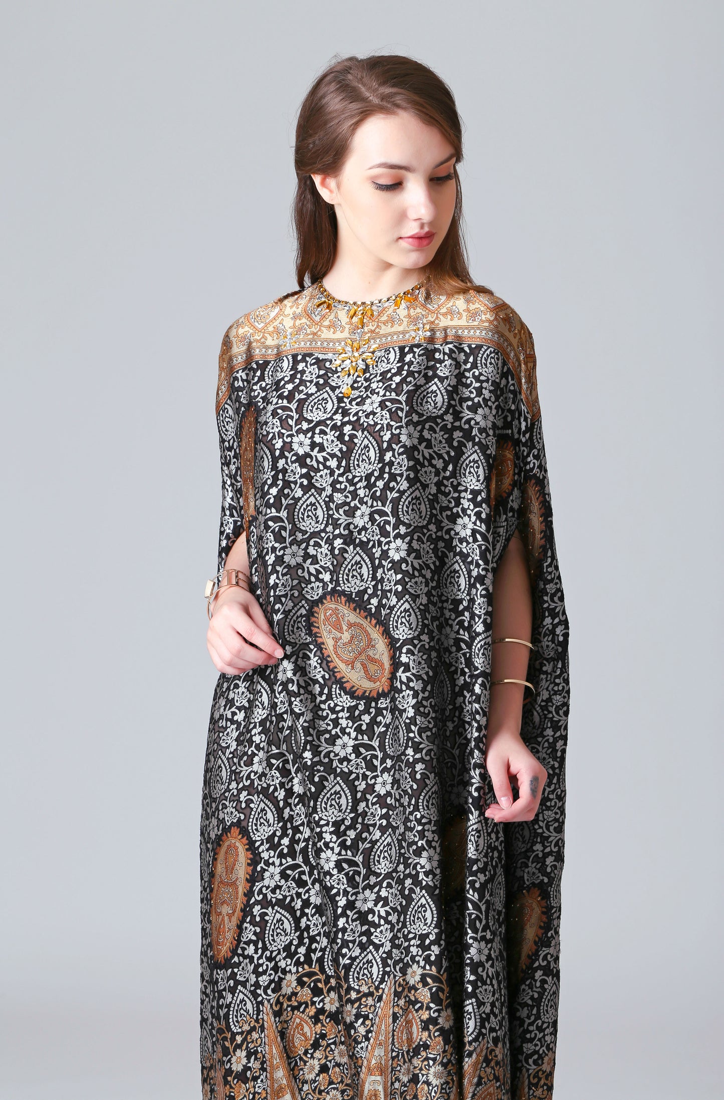 Brave - Goldish Paisley Kaftan