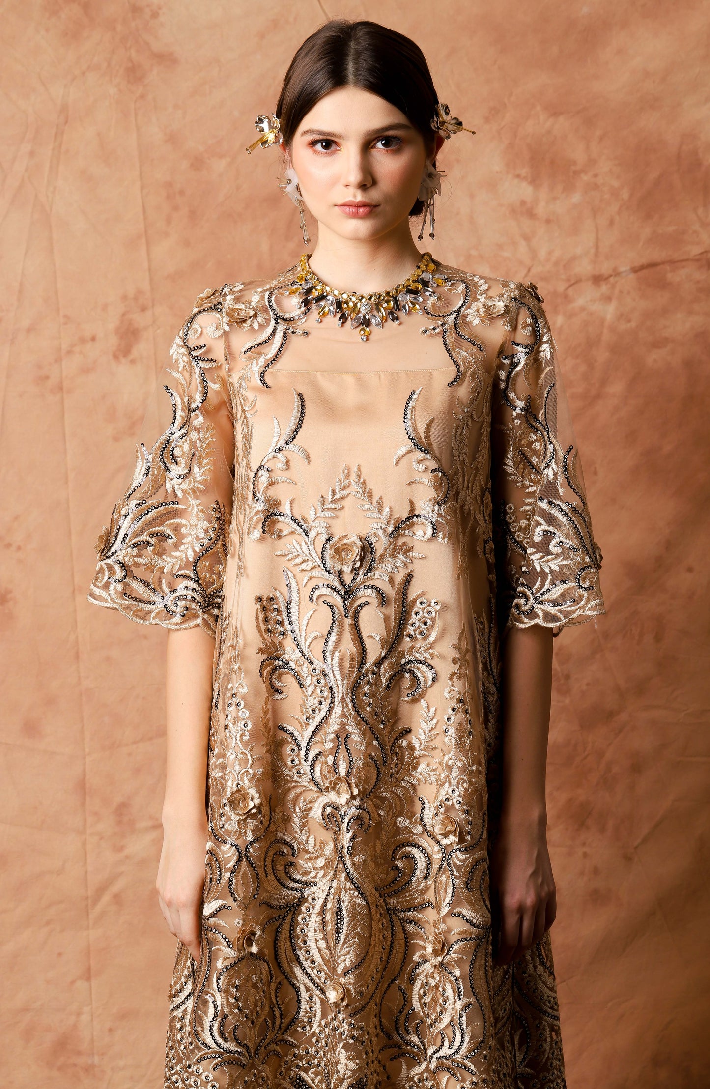 Noble - Gold Sequin Midi Dress